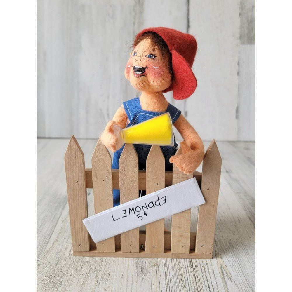 Annalee 2000 lemonade stand boy collectible plush‎ home decor